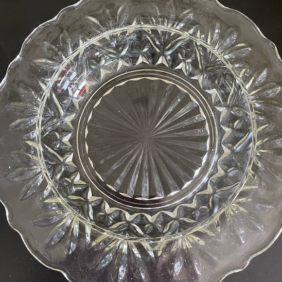 Vintage Cut Glass Cheese Serving Dish with fine lid - Picture 5 of 6